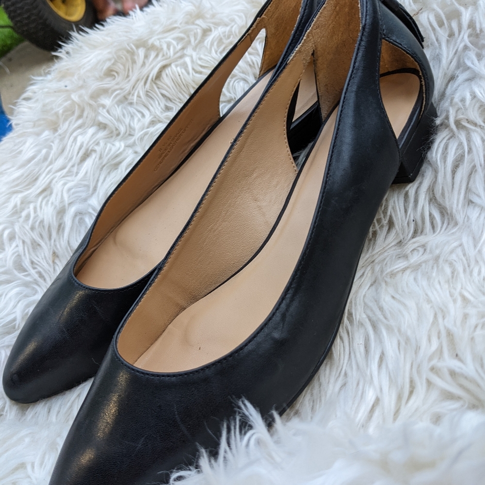 Women's Black Leather Talbots Tassel Flats Size 8.5